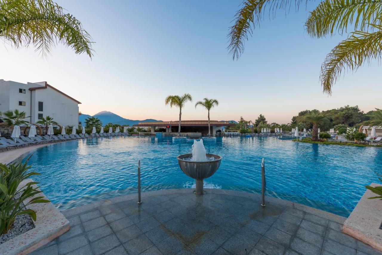 Akra Fethiye Tui Blue Sensatori Hotel Exterior photo